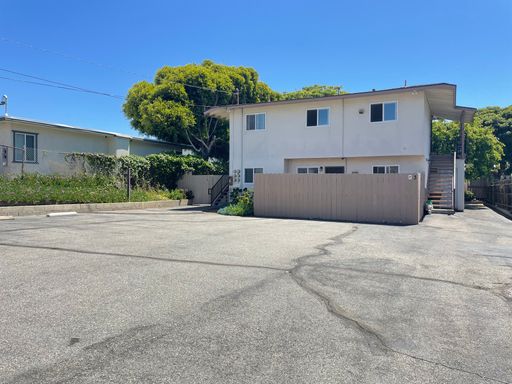 325 Chestnut Avenue #2, Carlsbad, CA 92008