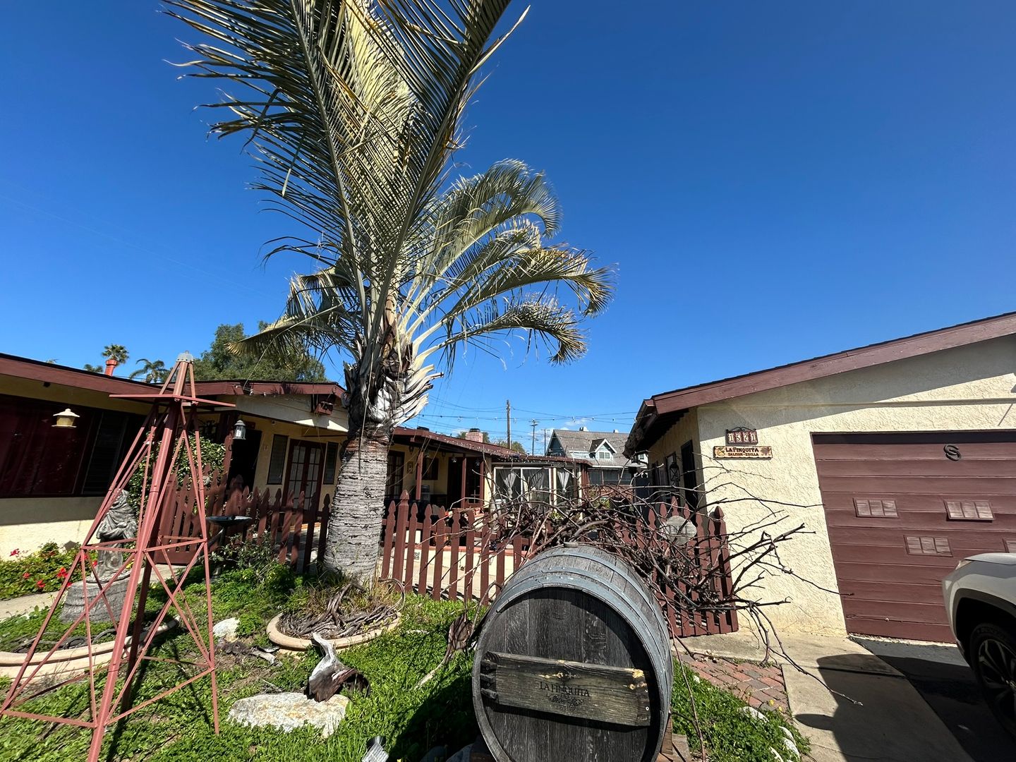 Vista House: 1521 Sunrise Drive