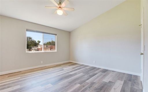 Listing photo thumbnail
