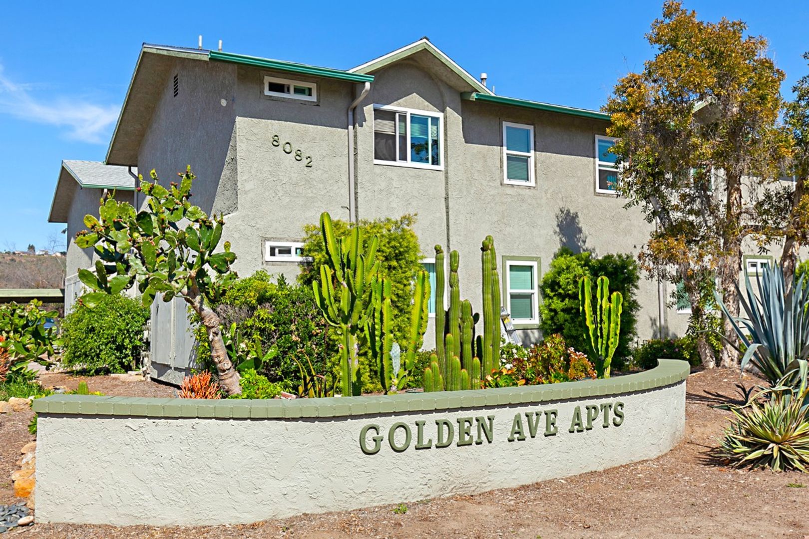Lemon Grove Apartment: 8088 Golden Avenue #F