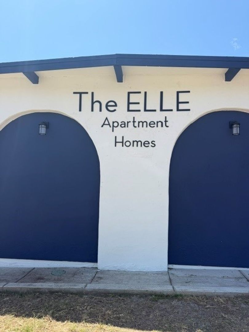 La Mesa Apartment: 4940 Comanche Drive #1 - #18