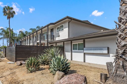 Listing photo thumbnail