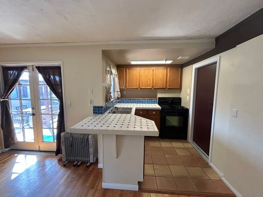 Listing photo thumbnail