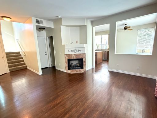 Listing photo thumbnail