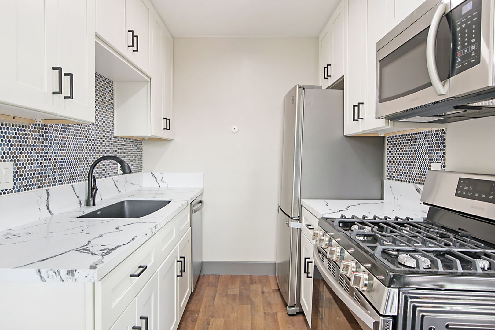 Chula Vista Apartment: 228 H Street #J