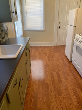 Listing photo thumbnail