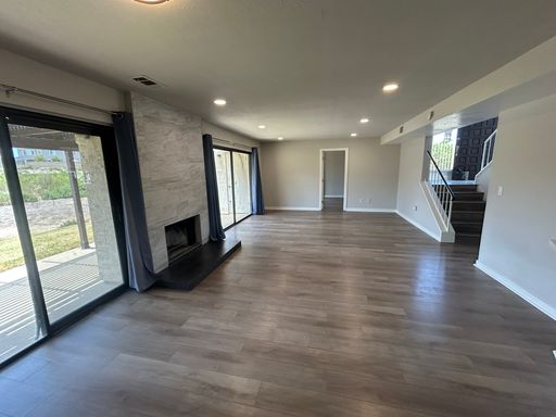 Listing photo thumbnail