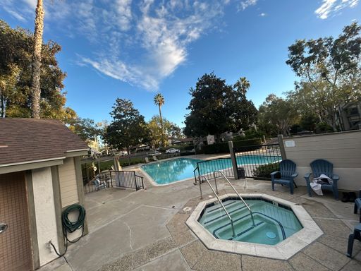 Listing photo thumbnail