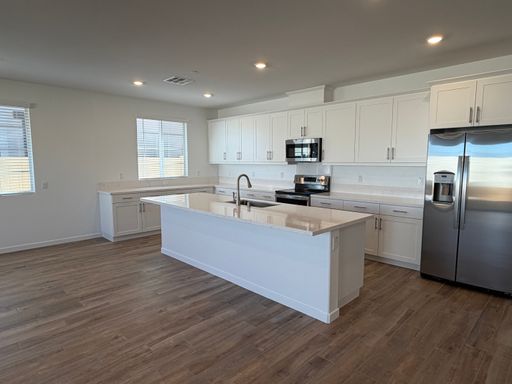 Listing photo thumbnail
