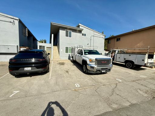 Listing photo thumbnail