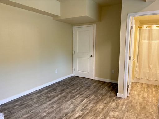 Listing photo thumbnail