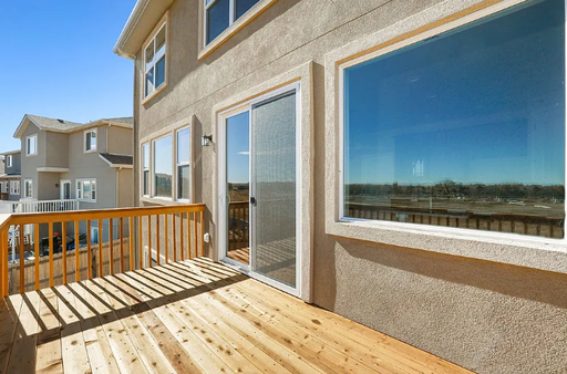 Listing photo thumbnail