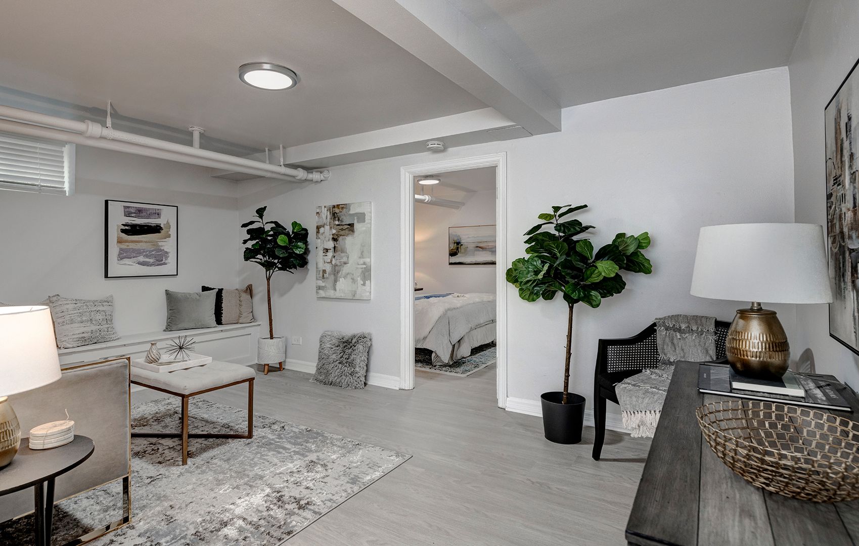 Newly renovated 1 bedroom with 1 bath unit- PRICE REDUCED!!