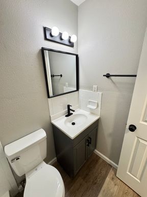 Listing photo thumbnail