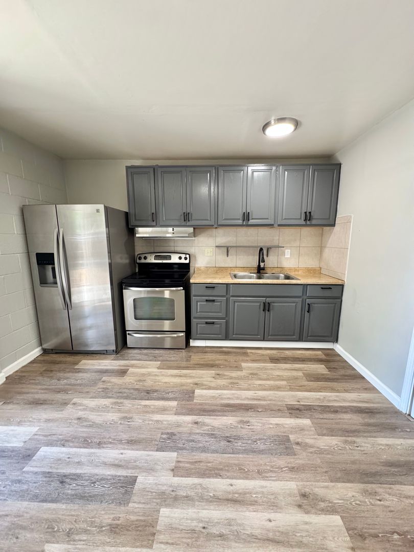 Colorado Springs Apartment: 361-363 Fairway South