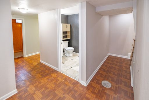 Listing photo thumbnail