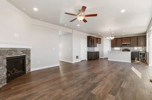 Listing photo thumbnail