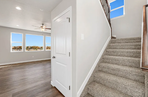 Listing photo thumbnail