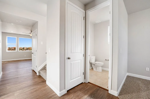 Listing photo thumbnail