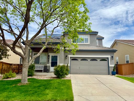 387 Ivory Circle, Aurora, CO 80011
