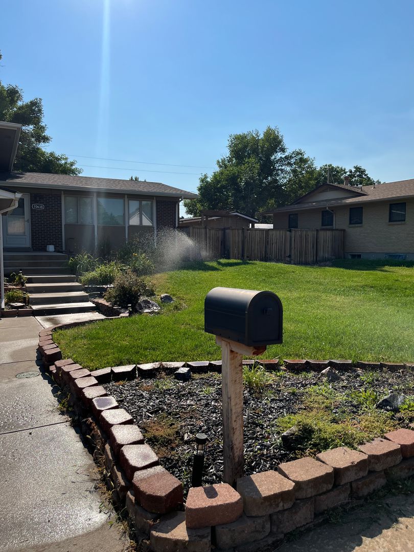 Northglenn House: 10638 Varese Lane