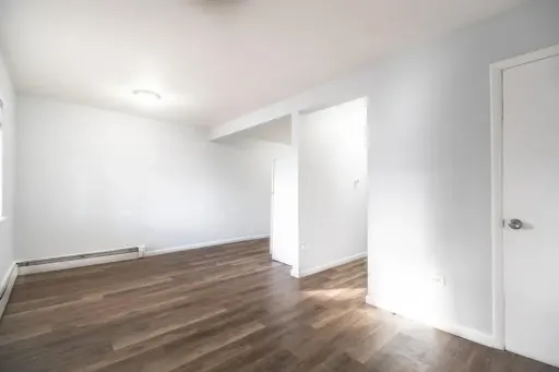 Listing photo thumbnail