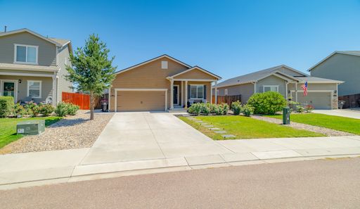 Spacious 3-Bedroom Ranch with Large Fenced Backyard & 2-Car Garage in Larson Ranch – photo 1