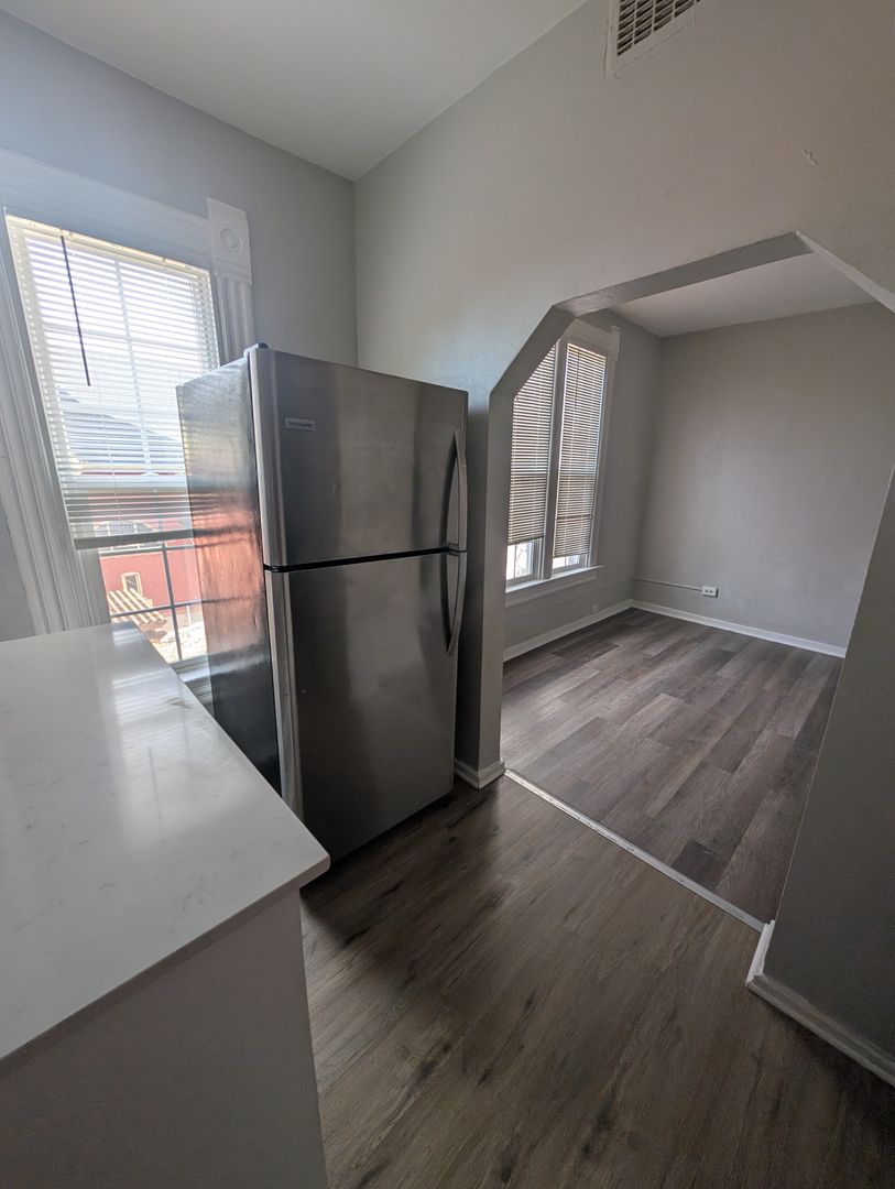 Get Your First Month for Free! Step into Style and Comfort in the Heart of Denver! 4 of 9