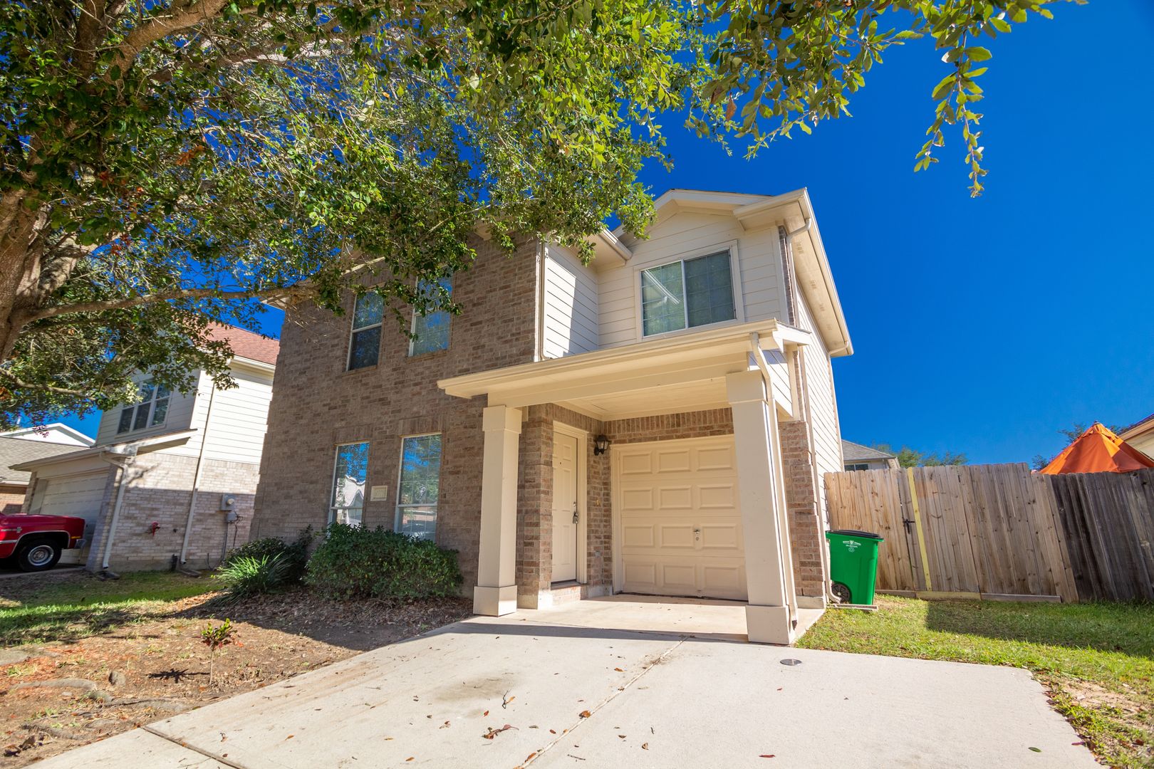 Tomball House: 19714 Shores Edge Dr.