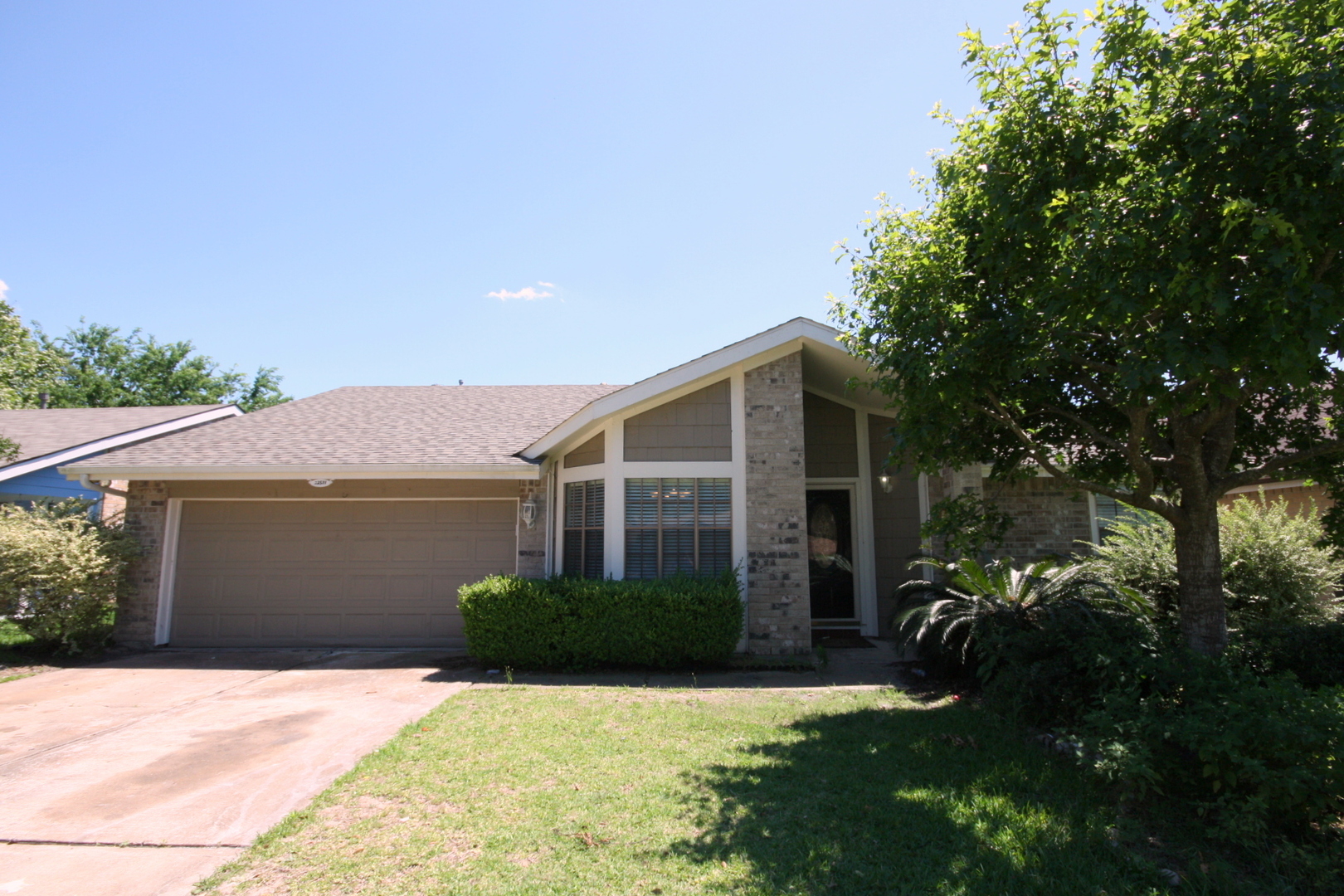 Katy House: 22511 Braken Manor Ln.