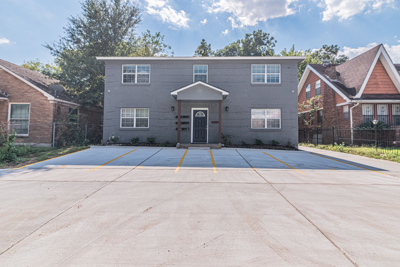 Houston House: 3102 Wentworth St., #4