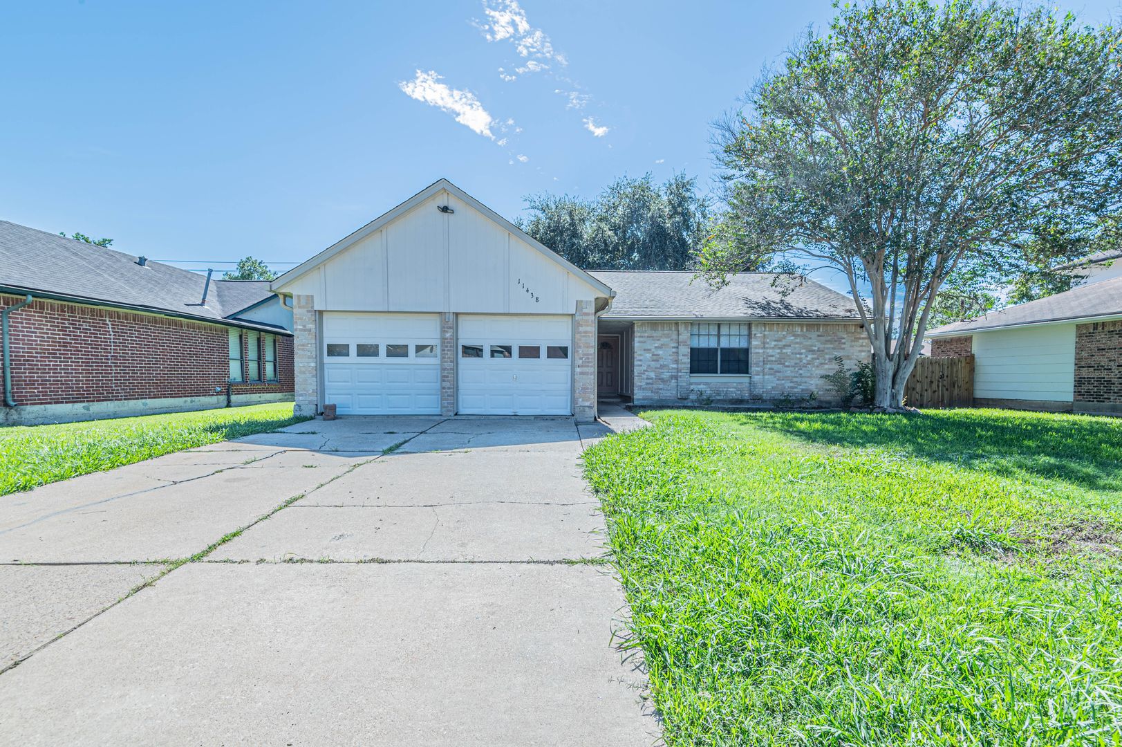 Houston House: 11438 Brook Meadow Dr.