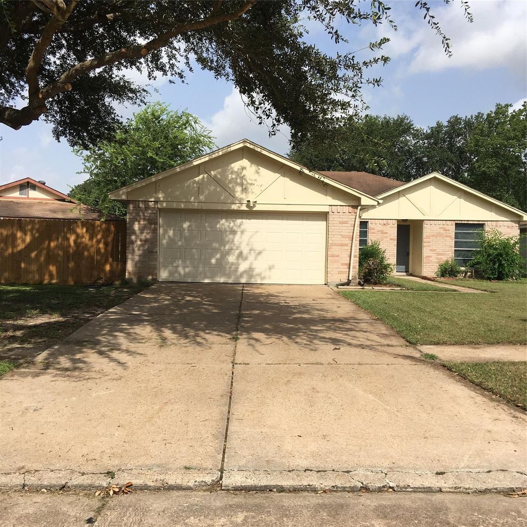 Katy House: 4211 Falcon Meadow Dr