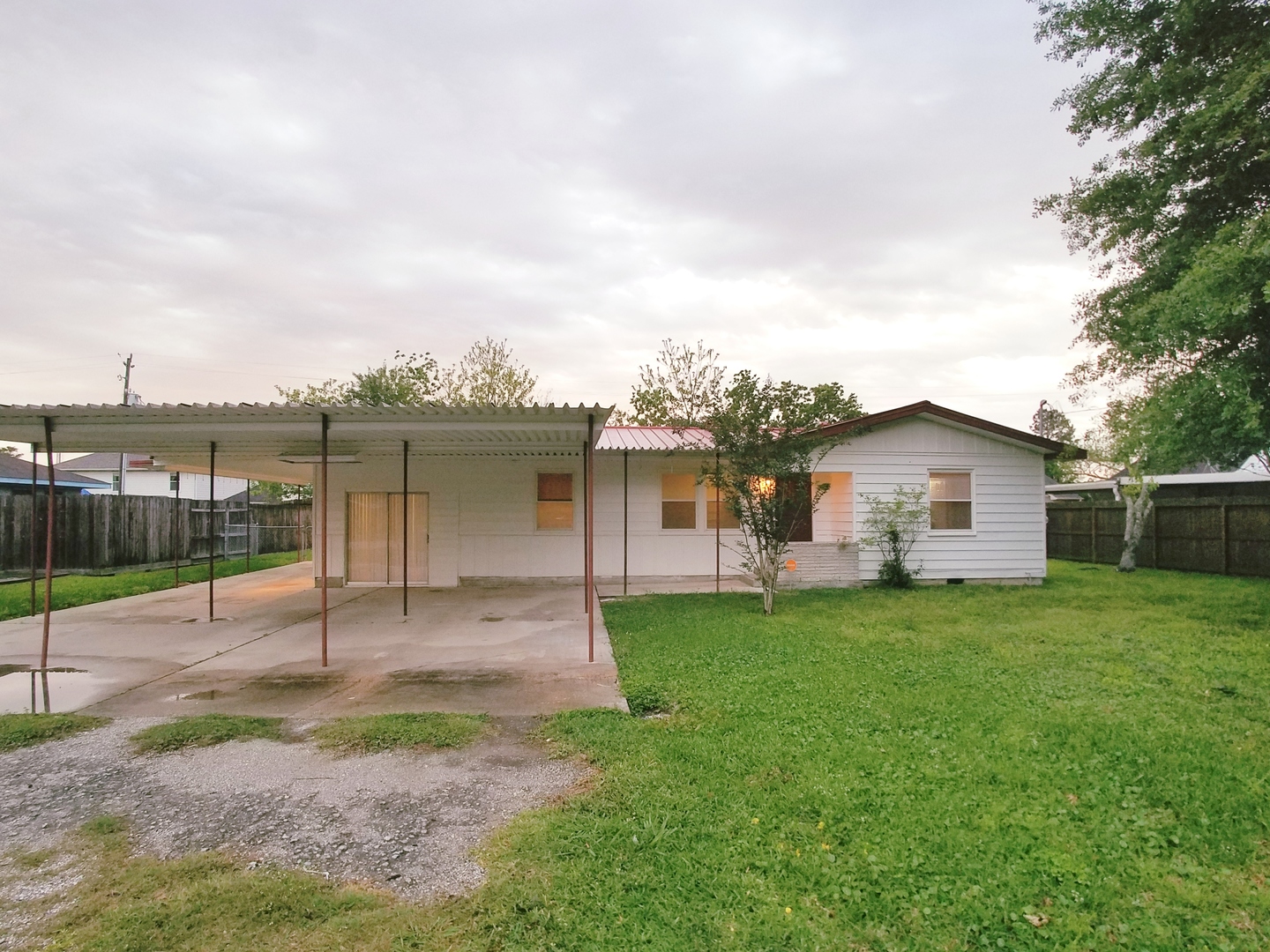 Baytown House: 3310 Marvin Rd.