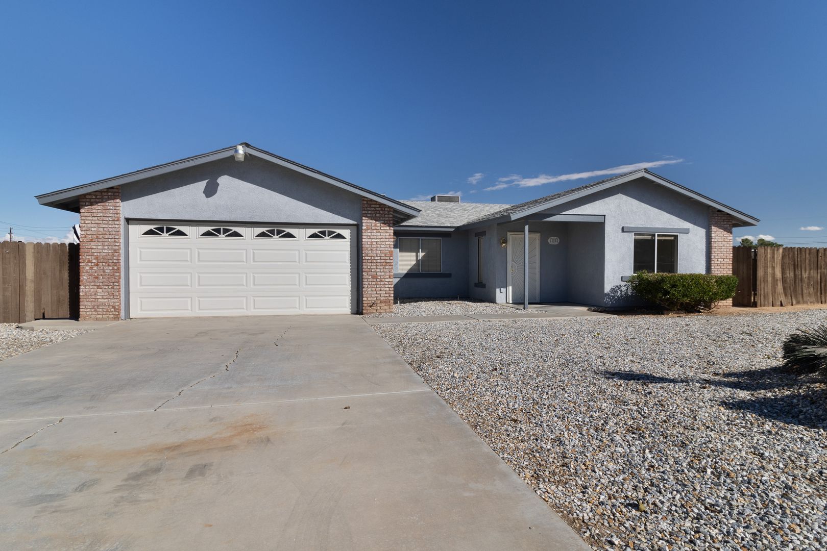 Apple Valley House: 11515 Chimayo Road