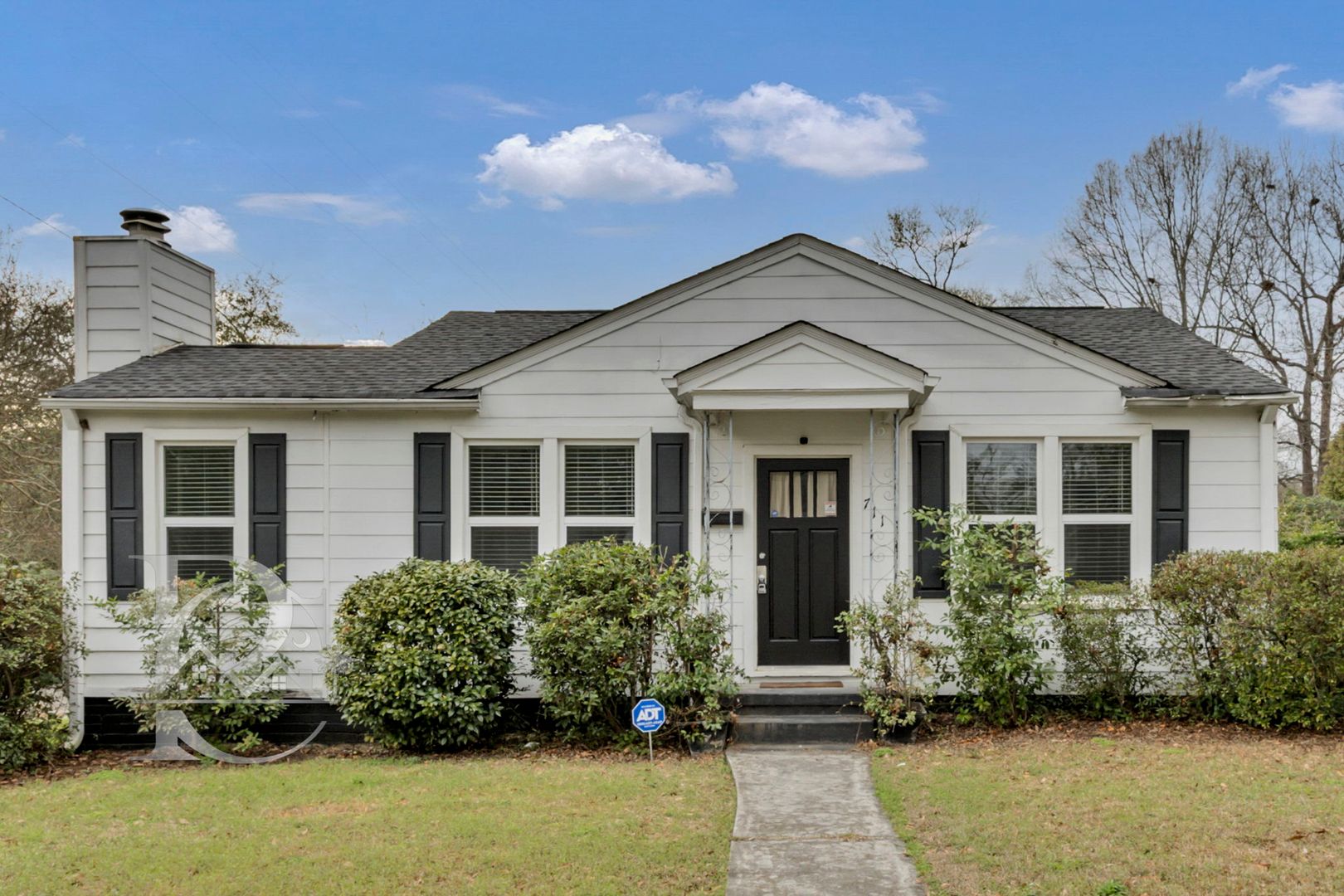 Columbia House: 711 S. Prospect Street