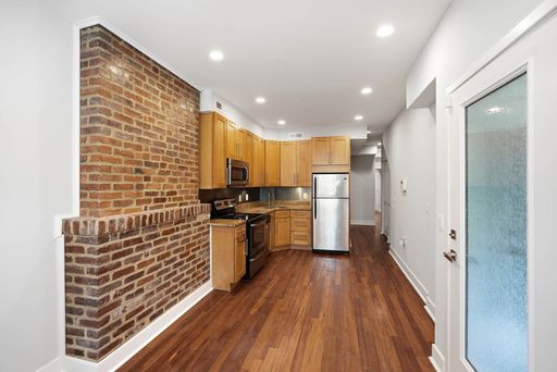 Truxton Circle | 2 Bed | 1 Bath | 700 Sf | Fenced-In Backyard w/ Covered Patio – photo 1