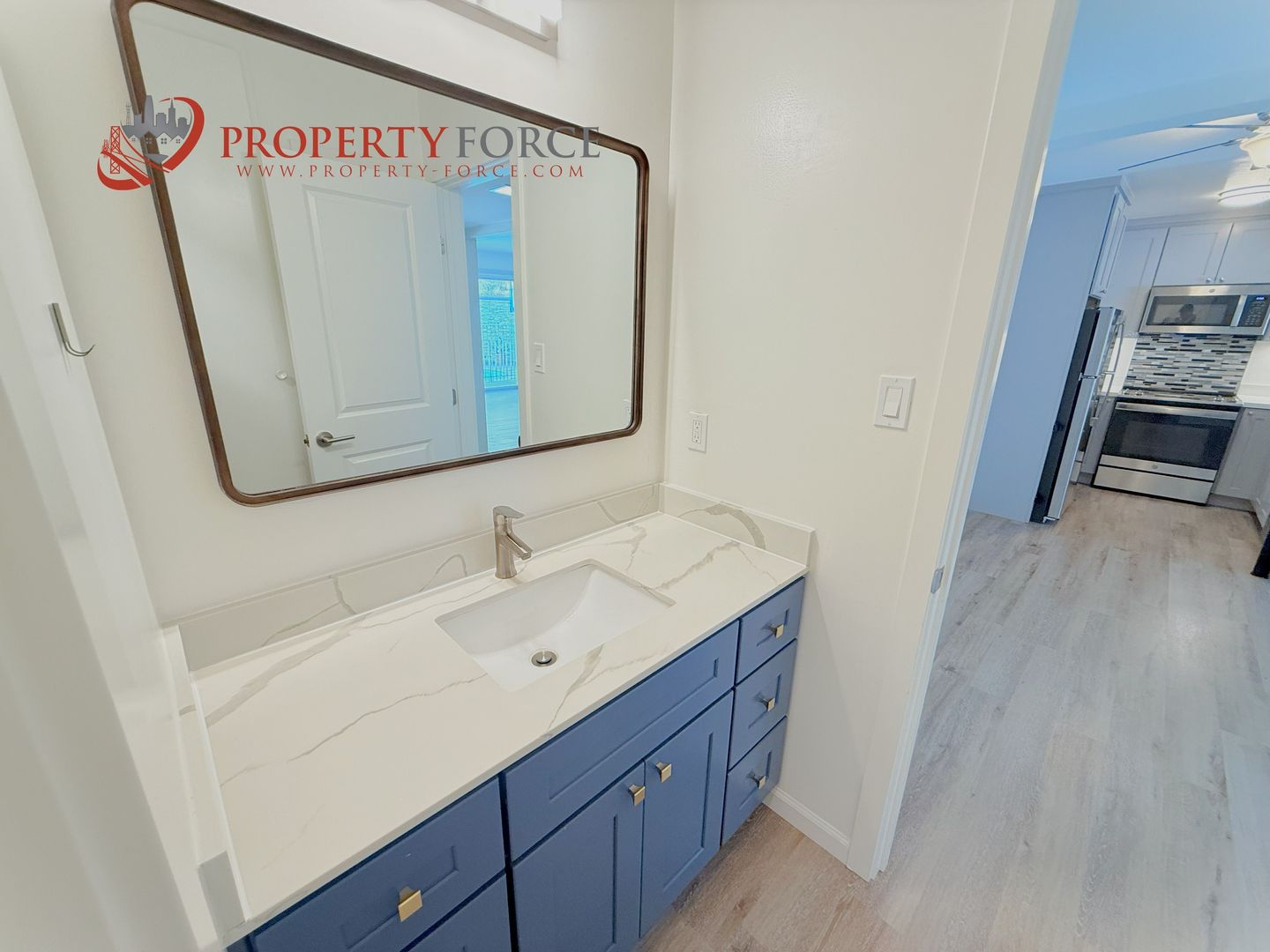Belmont Apartment: 15 Mulberry Ct