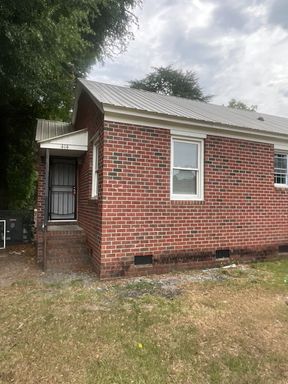 414 Turnpike Place~Haymount Hill~ – photo 1