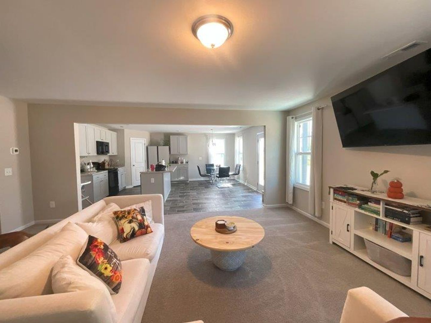 3704 Stone Street , Hope Mills, NC 28348