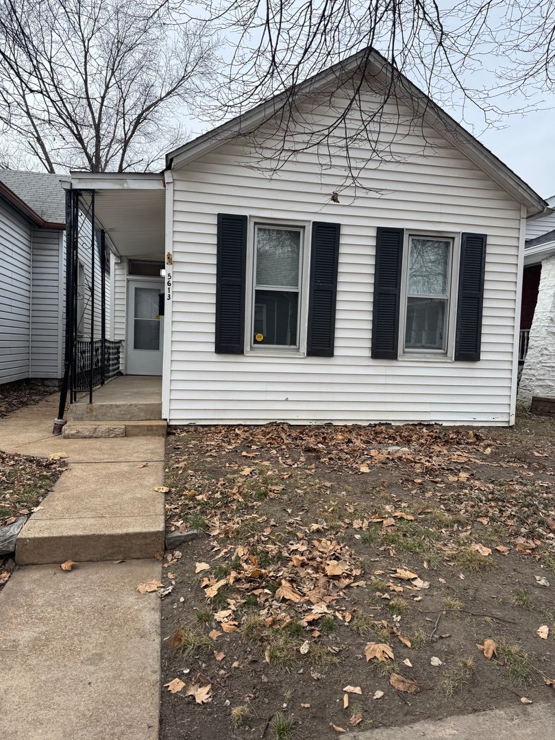 Saint Louis House: 5613 Pennsylvania Avenue