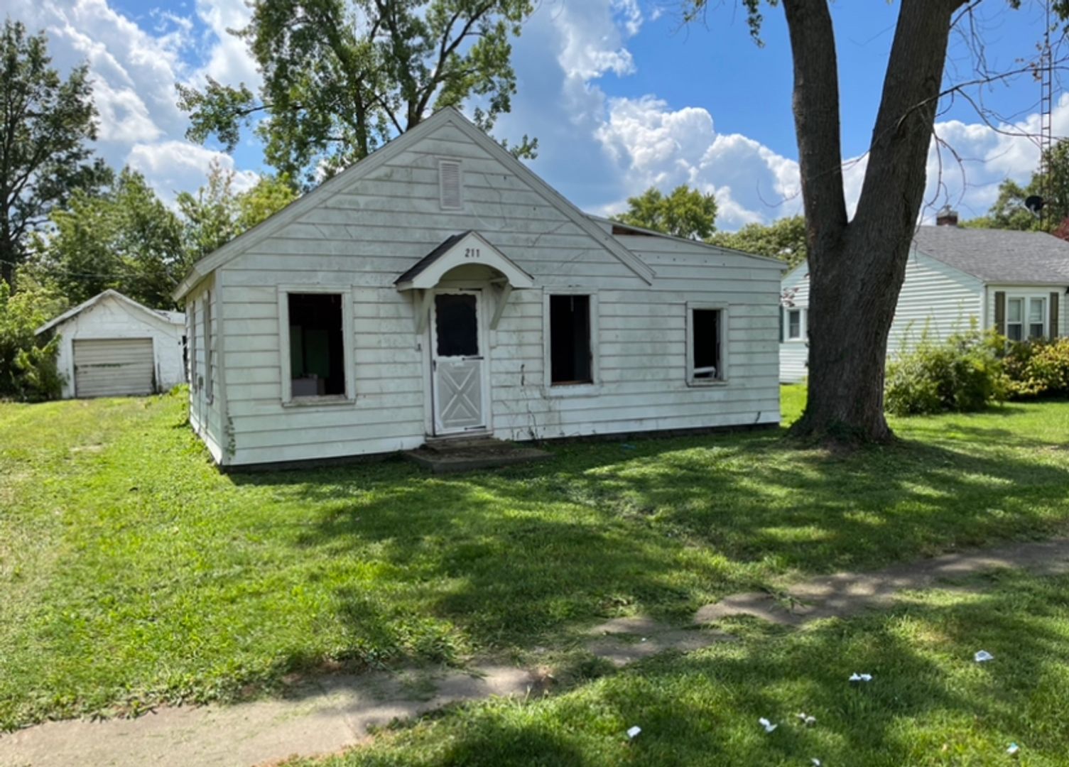 Odin House: 211 Maple St.