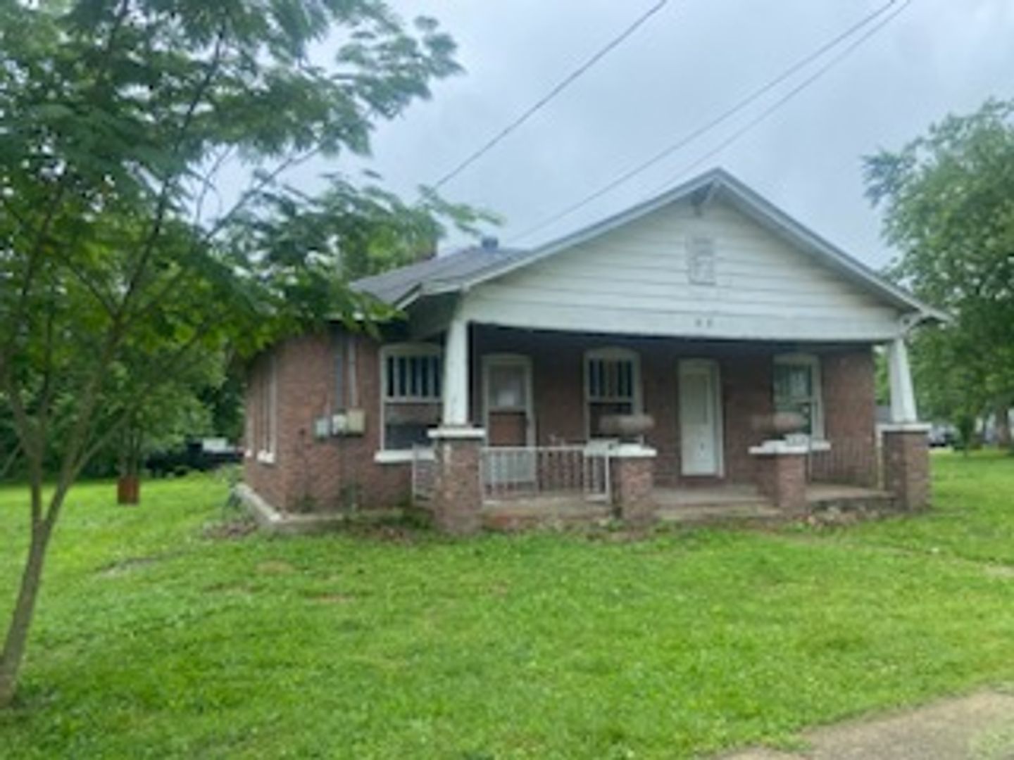 Bismarck House: 409 Merle Ave.
