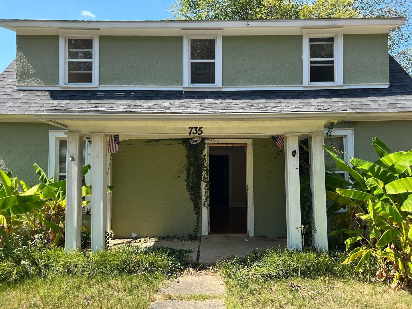 Poplar Bluff House: 735 N. 9TH St.