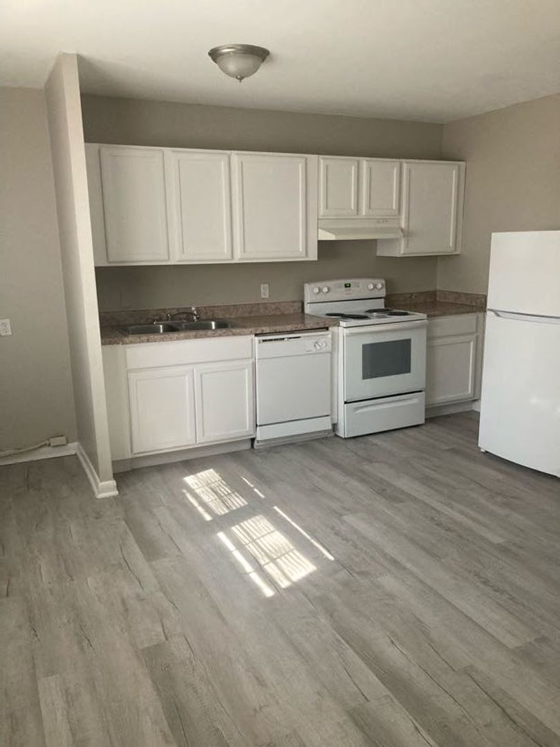 Macon Apartment: 3576 Vineville Ave