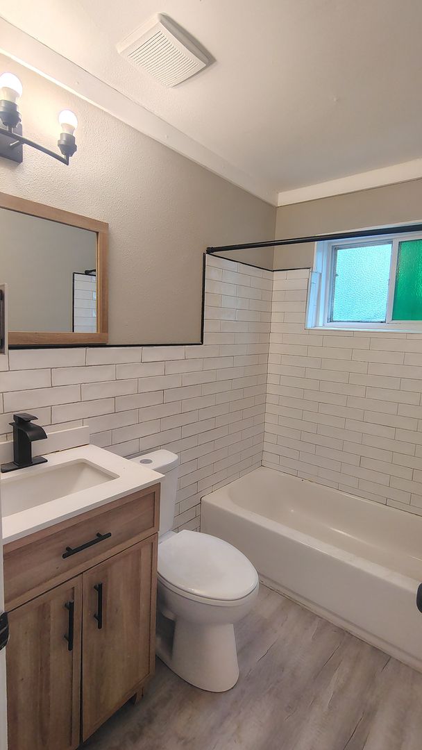 Macon Apartment: 2591 N Pierce Cir