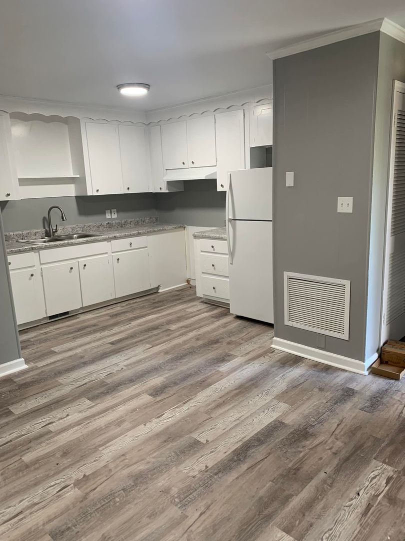 Macon Apartment: 3413 Vineville Ave