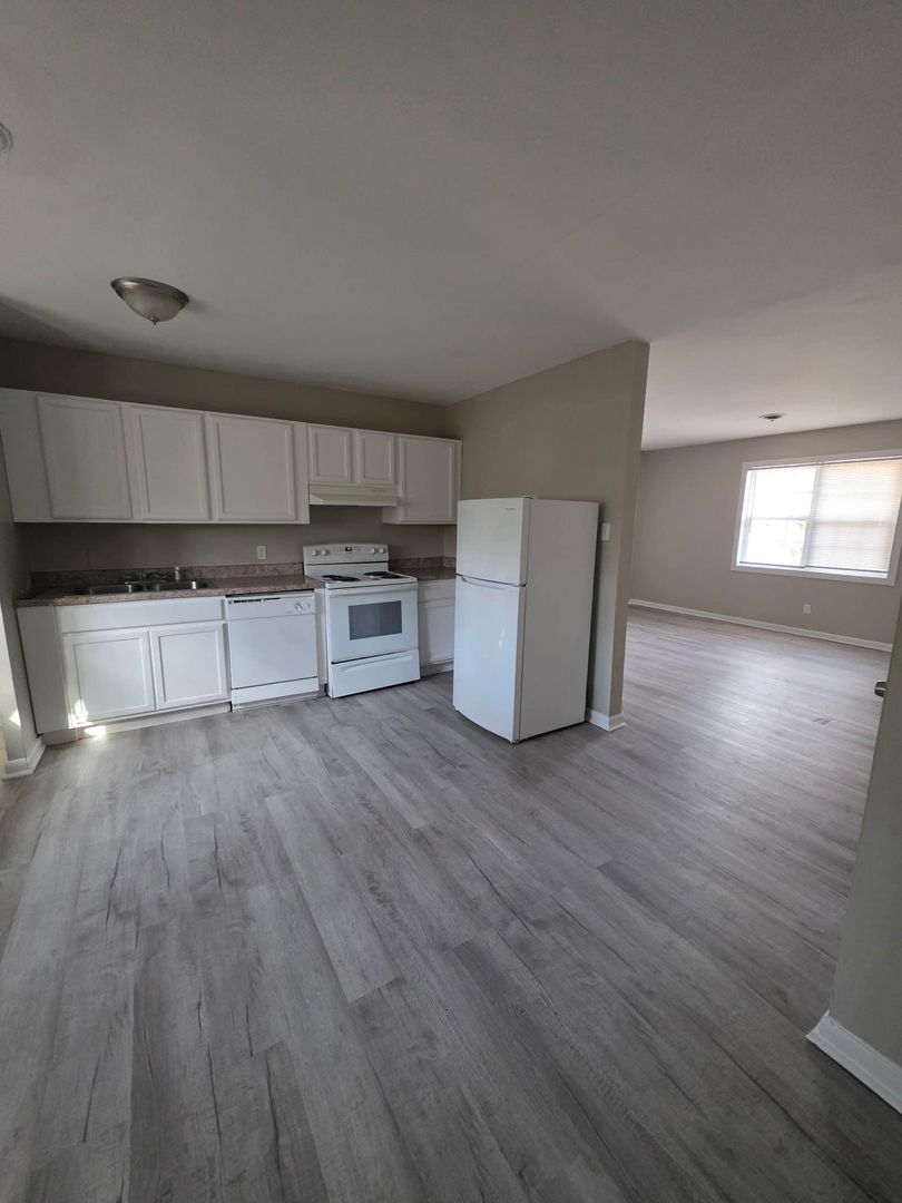 Macon Apartment: 3576 Vineville Ave