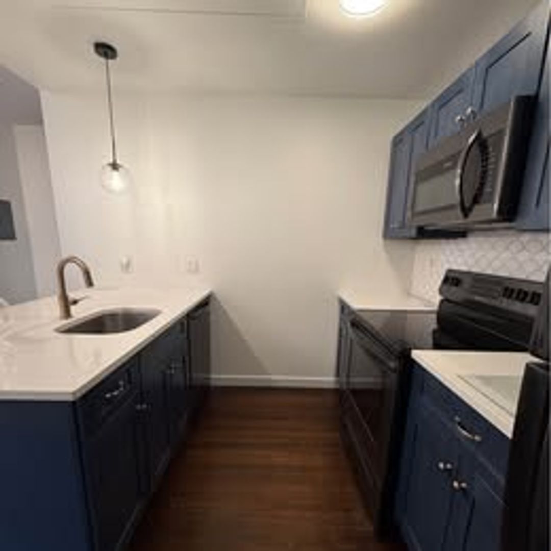 New Britain Apartment: 136 Main Street