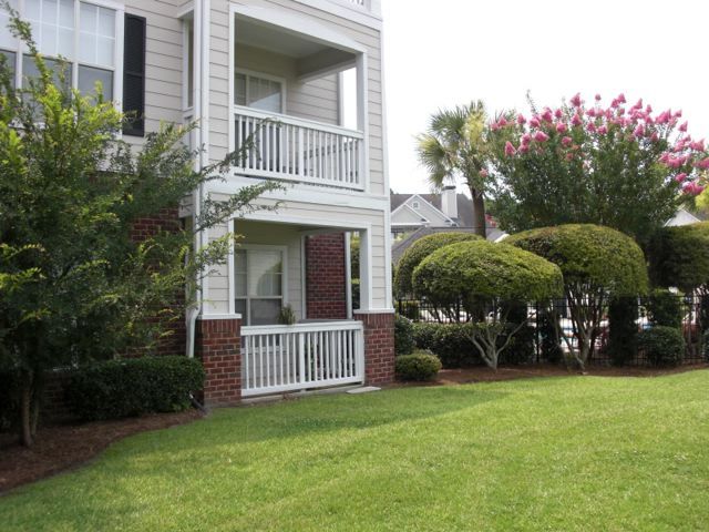 Charleston Condo: 45 Sycamore Ave #712